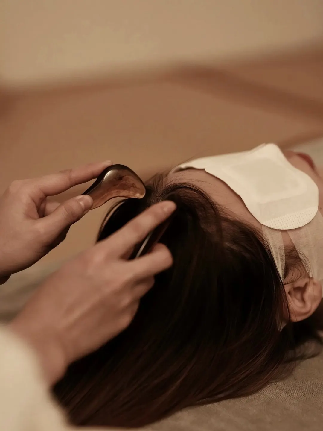 Japanese-inspired head spa scalp massage at D4 Season near Bothell, WA